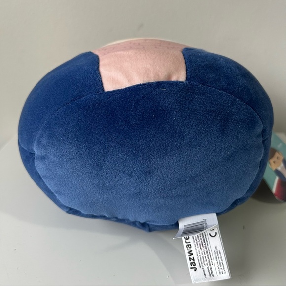 Stranger Things Squishmallows - Picture 8 of 10